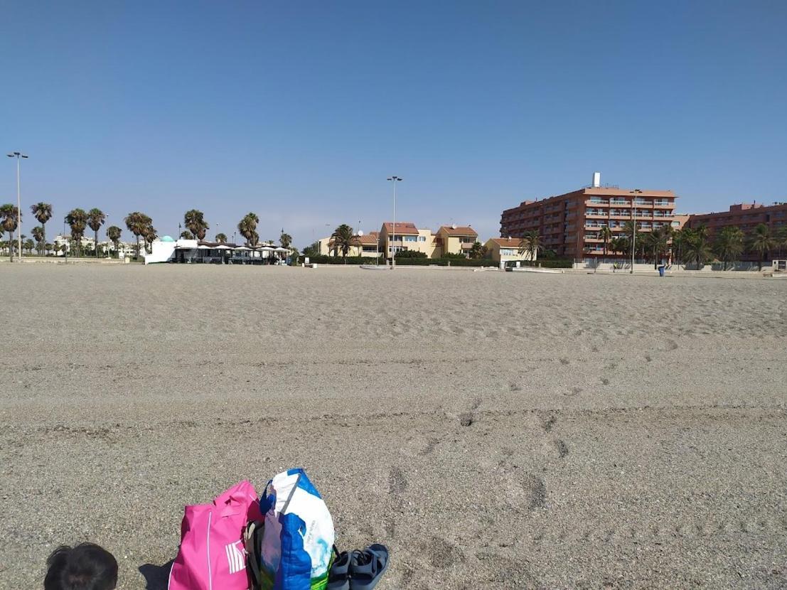Coqueto Apartamento Con Terraza En La Playa Roquetas de Mar Eksteriør bilde